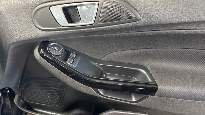 Ford Fiesta 1.0 EcoBoost Zetec 5dr Petrol Hatchback